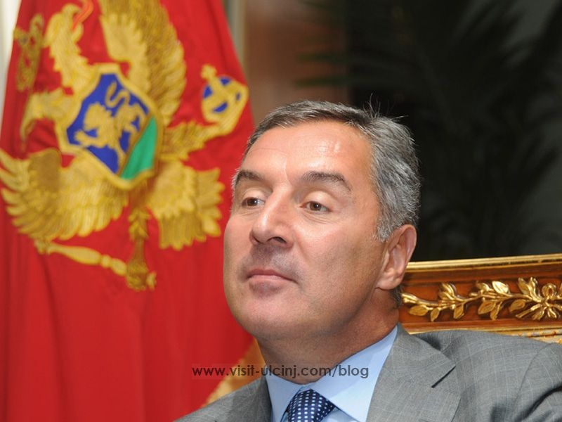 Gjukanoviq: Vendimi për marrëdhëniet me Kosovën nuk është i ri